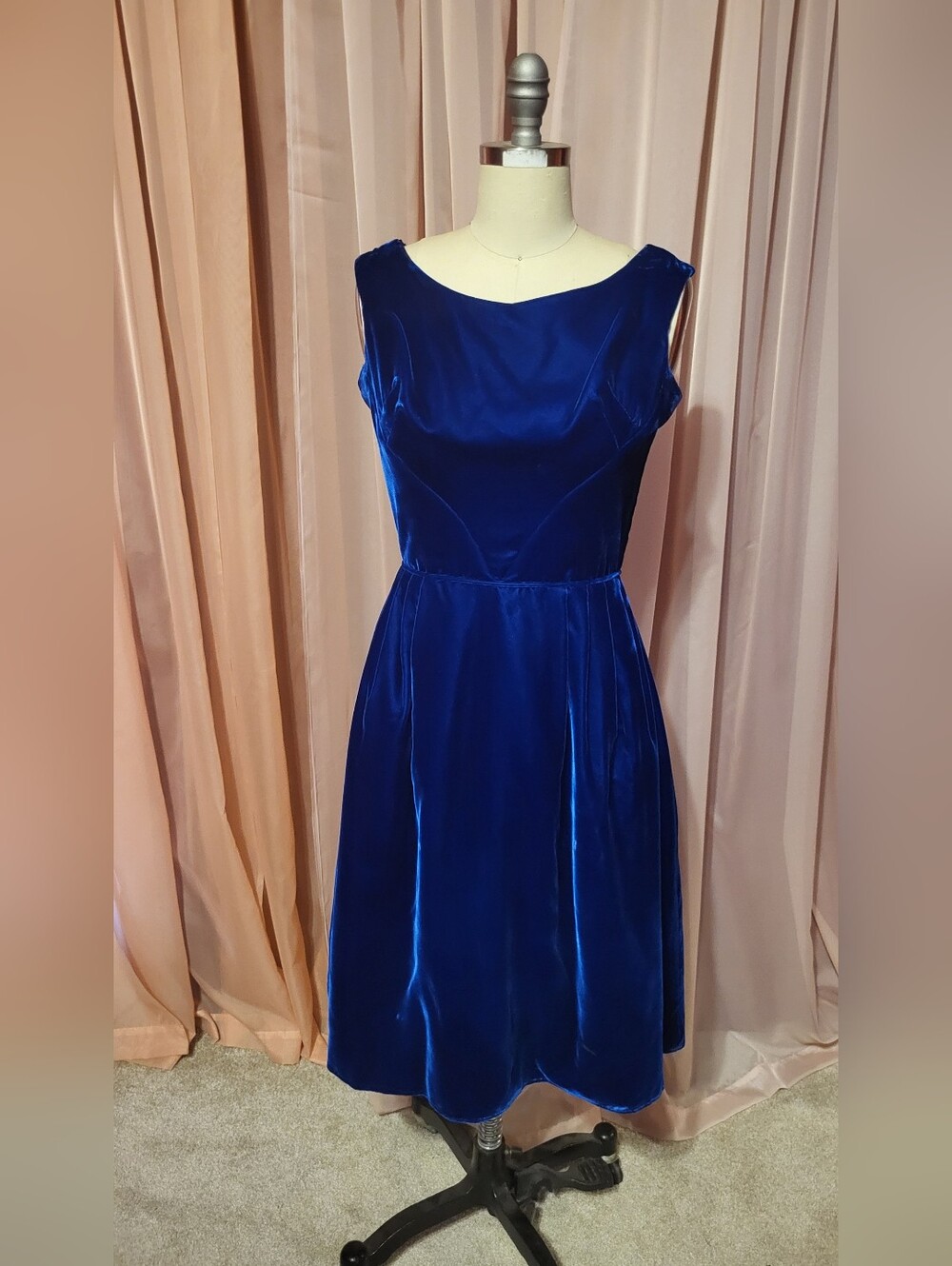 Vintage 1950s Blue Velvet Cocktail Dress